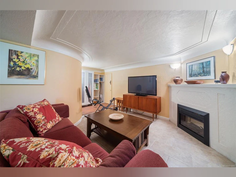 5932 West Saanich Road, Saanich, BC, V9E 2G4 - 25