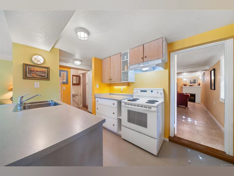 5932 West Saanich Road, Saanich, BC, V9E 2G4 - 30