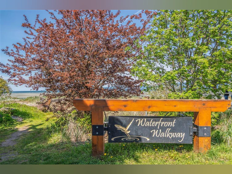 604-194 Beachside Drive, Parksville, BC, V9P 0B1 - 10