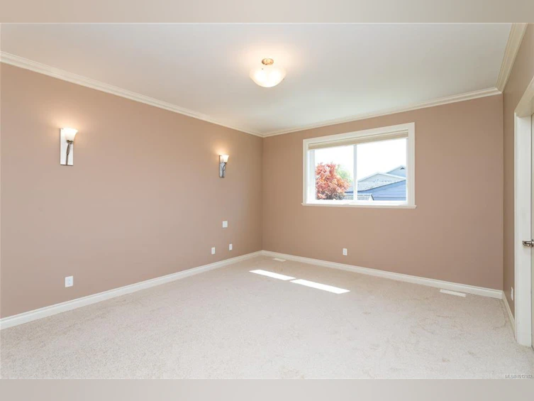 2435 Orchard Avenue, Sidney, BC, V8L 1V3 - 11