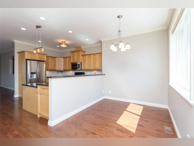 2435 Orchard Avenue, Sidney, BC, V8L 1V3 - 9