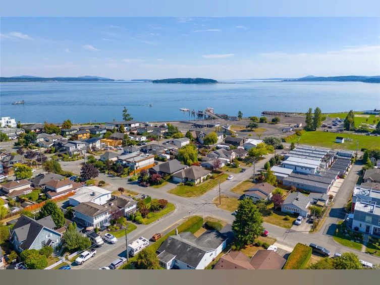2435 Orchard Avenue, Sidney, BC, V8L 1V3 - 31
