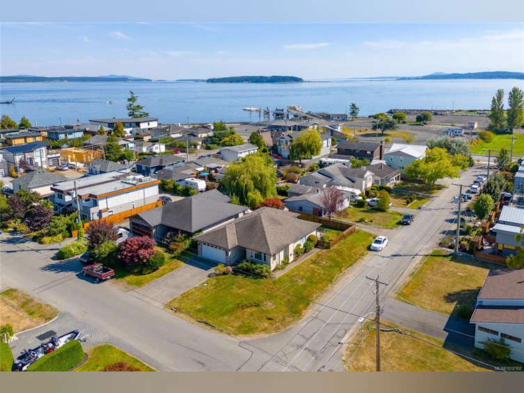 2435 Orchard Avenue, Sidney, BC, V8L 1V3 - 33