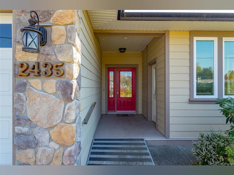 2435 Orchard Avenue, Sidney, BC, V8L 1V3 - 23