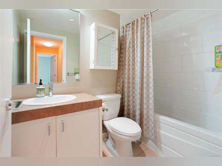 905-160 Wilson Street, Victoria, BC, V9A 7P9 - 11