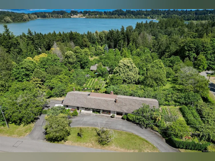 5489 Forest Hill Road, Saanich, BC, V9E 2A8 - 73