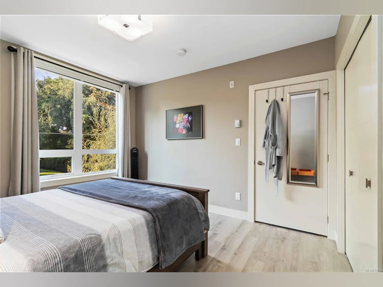 301-300 Michigan Street, Victoria, BC, V8V 1R5 - 21