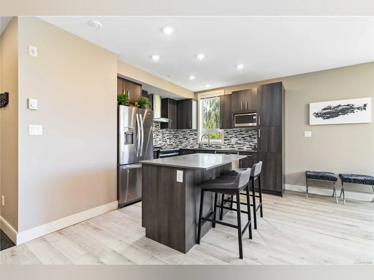 301-300 Michigan Street, Victoria, BC, V8V 1R5 - 11