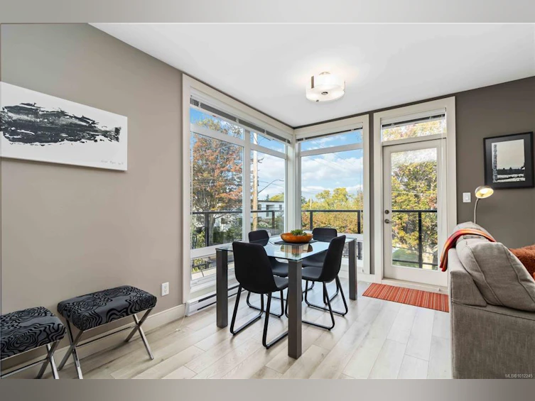 301-300 Michigan Street, Victoria, BC, V8V 1R5 - 9