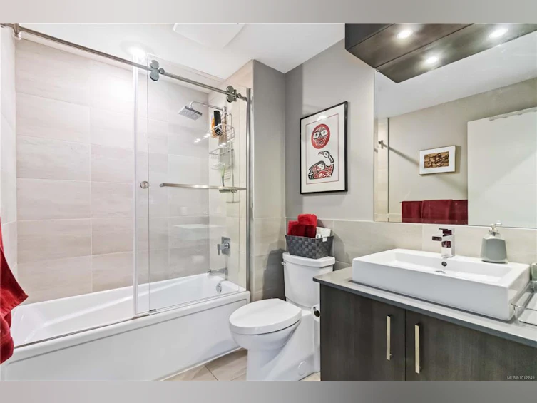 301-300 Michigan Street, Victoria, BC, V8V 1R5 - 16