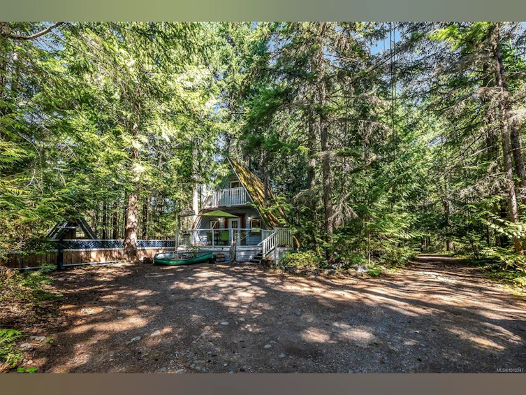505 Baylis Road, Qualicum Beach, BC, V9K 2G2 - 8