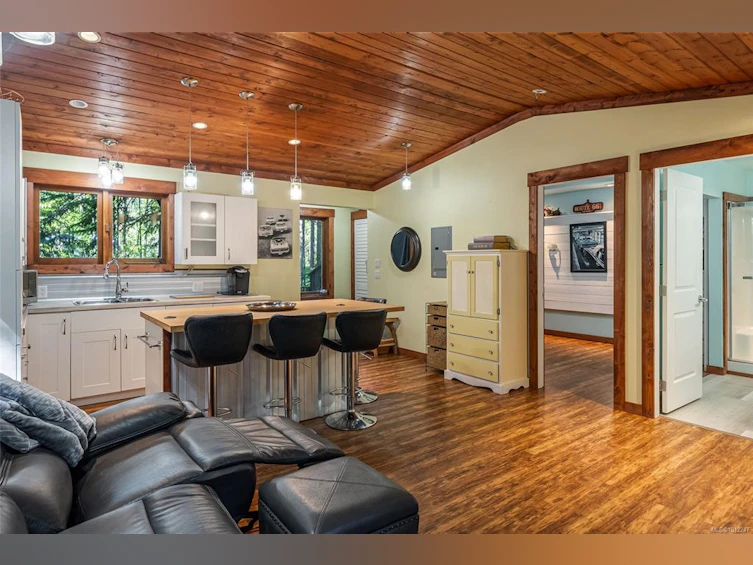 505 Baylis Road, Qualicum Beach, BC, V9K 2G2 - 30