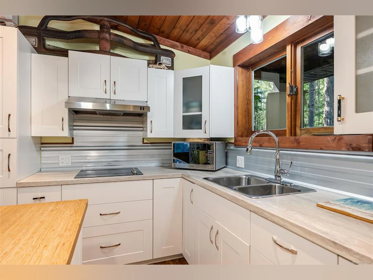 505 Baylis Road, Qualicum Beach, BC, V9K 2G2 - 31