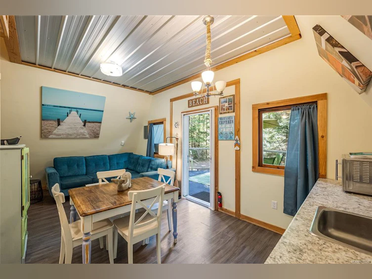 505 Baylis Road, Qualicum Beach, BC, V9K 2G2 - 37
