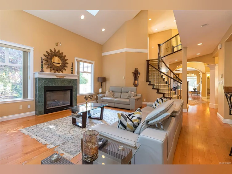5071 Clutesi Street, Saanich, BC, V8Y 1X5 - 22