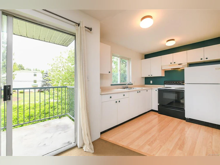 310-1050 Braidwood Road, Courtenay, BC, V9N 3R9 - 3