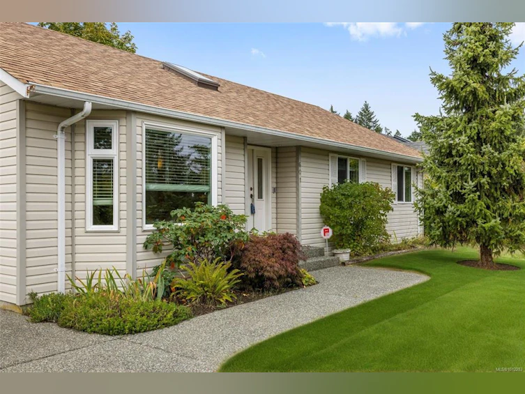 601 Neden Way, French Creek, BC, V9P 2N3 - 11