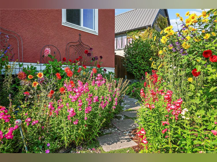 2808 Wyndeatt Avenue, Saanich, BC, V9A 2L8 - 32