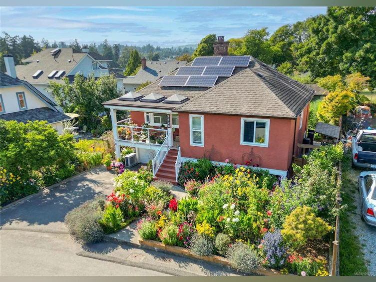 2808 Wyndeatt Avenue, Saanich, BC, V9A 2L8 - 35
