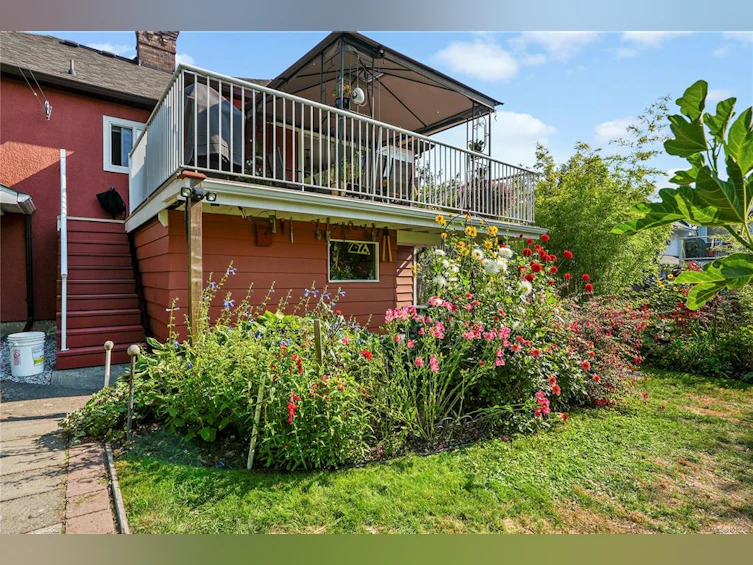 2808 Wyndeatt Avenue, Saanich, BC, V9A 2L8 - 29