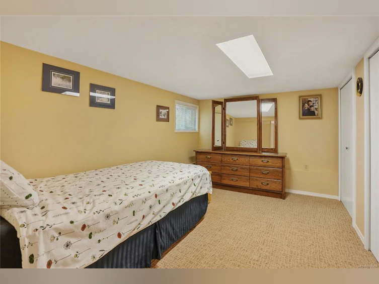 2808 Wyndeatt Avenue, Saanich, BC, V9A 2L8 - 19