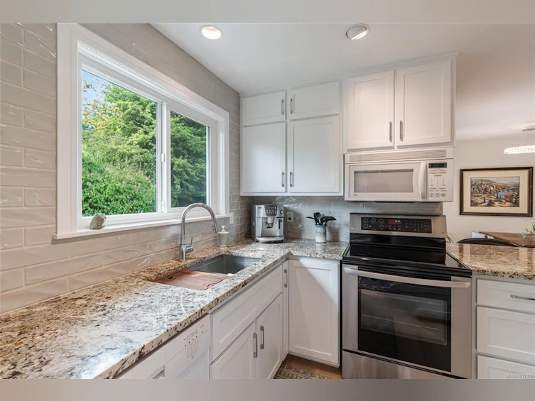 228 Potlatch Street, Parksville, BC, V9P 1K3 - 20