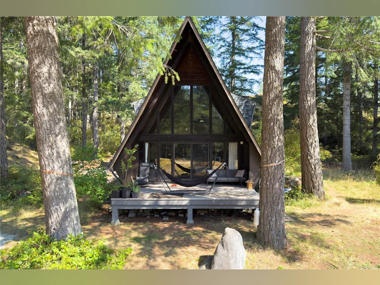 766 B Gowlland Harbour Road, Quadra Island, BC, V0P 1N0 - 43