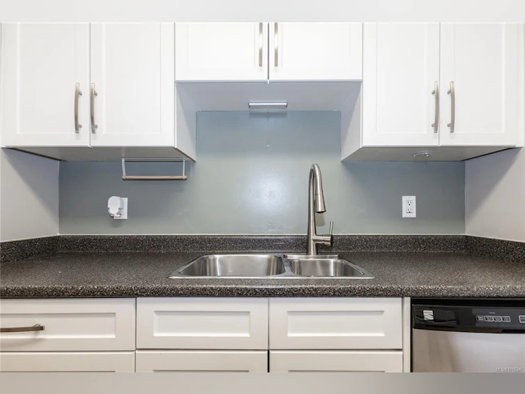 306-585 S Dogwood Street, Campbell River, BC, V9W 6T6 - 6