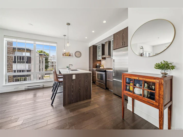 304-1011 Burdett Avenue, Victoria, BC, V8V 3G9 - 7