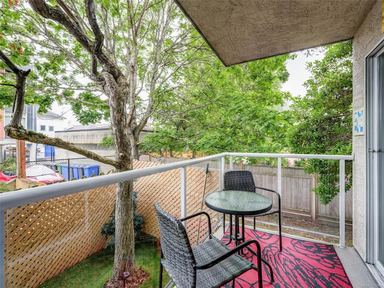 104-1039 Caledonia Avenue, Victoria, BC, V8T 1E7 - 17