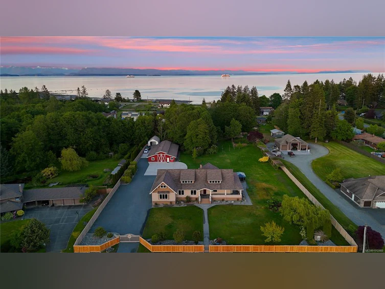 3816 Stuart Place, Campbell River, BC, V9H 1J7