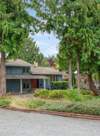 862 Ballenas Road W