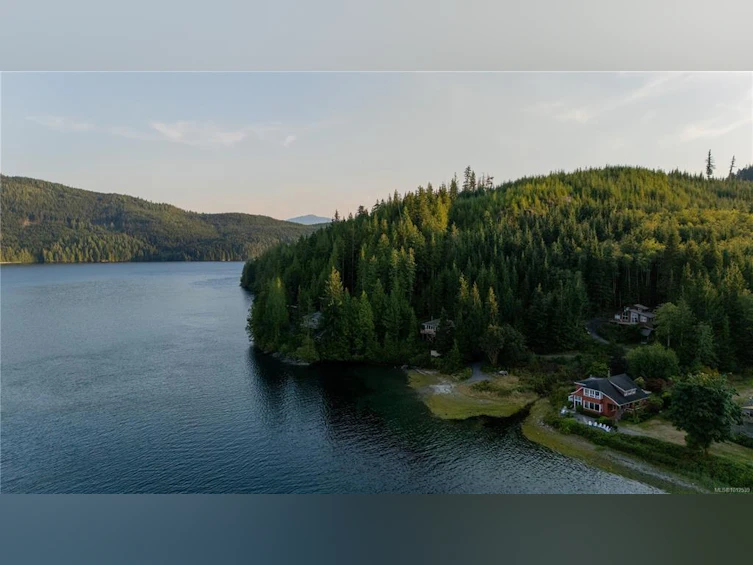 6 Cherry Lane, West Thurlow Island, BC, V0P 1B0 - 53