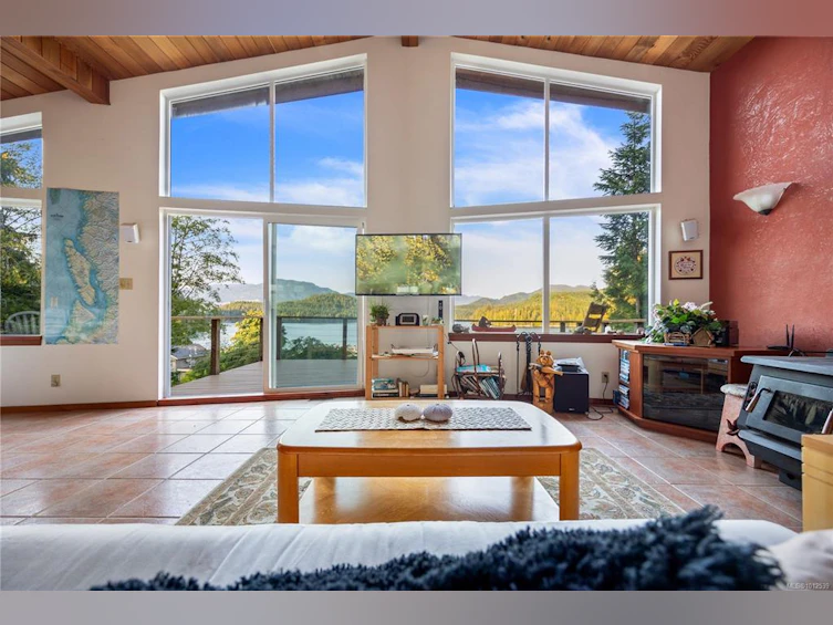 6 Cherry Lane, West Thurlow Island, BC, V0P 1B0 - 11