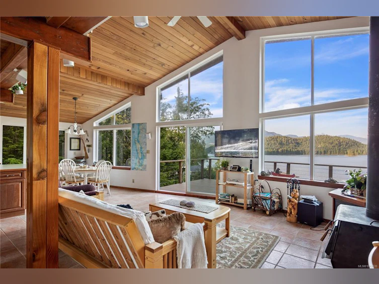 6 Cherry Lane, West Thurlow Island, BC, V0P 1B0 - 8