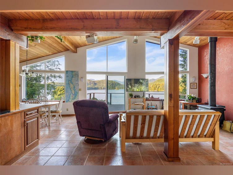 6 Cherry Lane, West Thurlow Island, BC, V0P 1B0 - 9