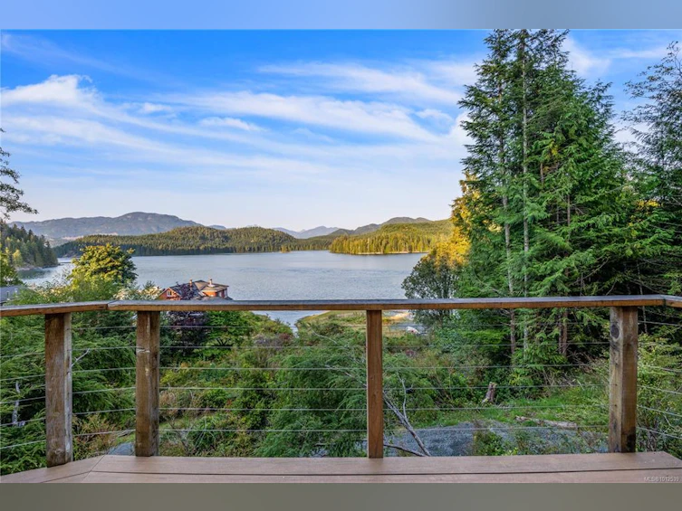 6 Cherry Lane, West Thurlow Island, BC, V0P 1B0 - 24
