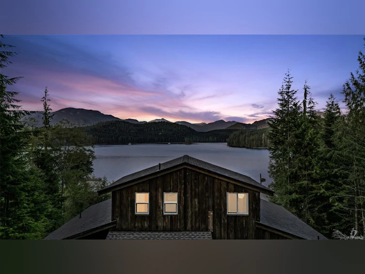 6 Cherry Lane, West Thurlow Island, BC, V0P 1B0 - 55