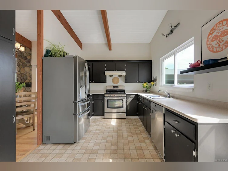 4270 Parkside Crescent, Saanich, BC, V8N 2C3 - 19
