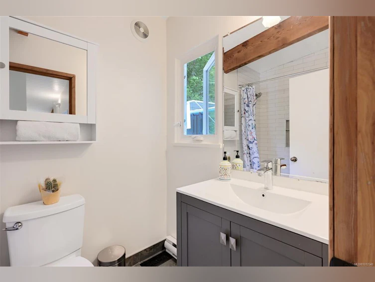 4270 Parkside Crescent, Saanich, BC, V8N 2C3 - 45