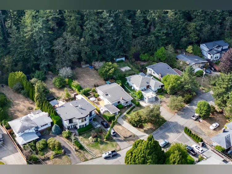 4270 Parkside Crescent, Saanich, BC, V8N 2C3 - 92