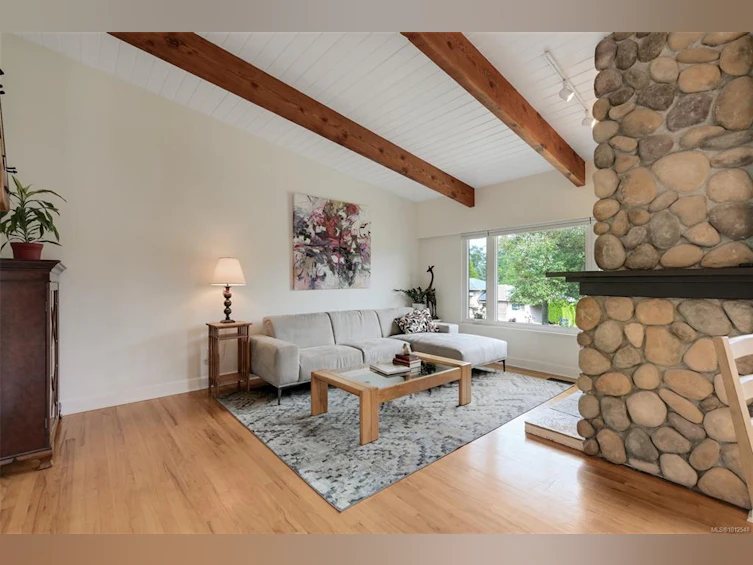 4270 Parkside Crescent, Saanich, BC, V8N 2C3 - 15
