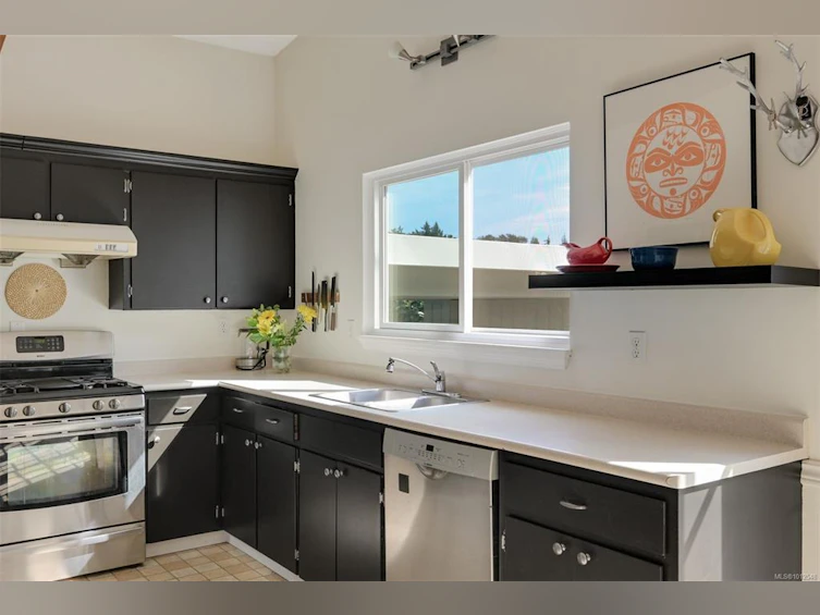 4270 Parkside Crescent, Saanich, BC, V8N 2C3 - 22