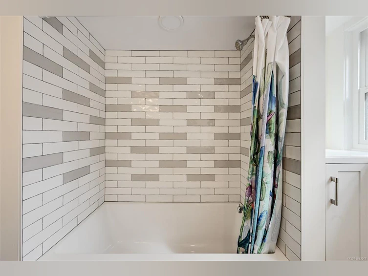 4270 Parkside Crescent, Saanich, BC, V8N 2C3 - 63