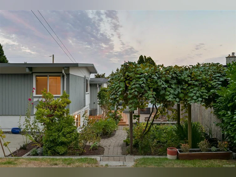 4270 Parkside Crescent, Saanich, BC, V8N 2C3 - 85
