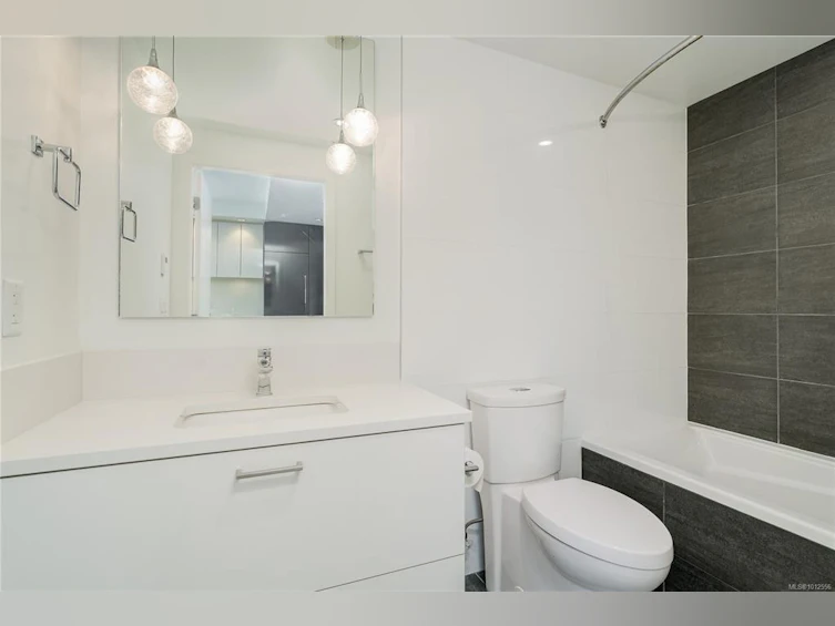 405-838 Broughton Street, Victoria, BC, V8W 1E4 - 17