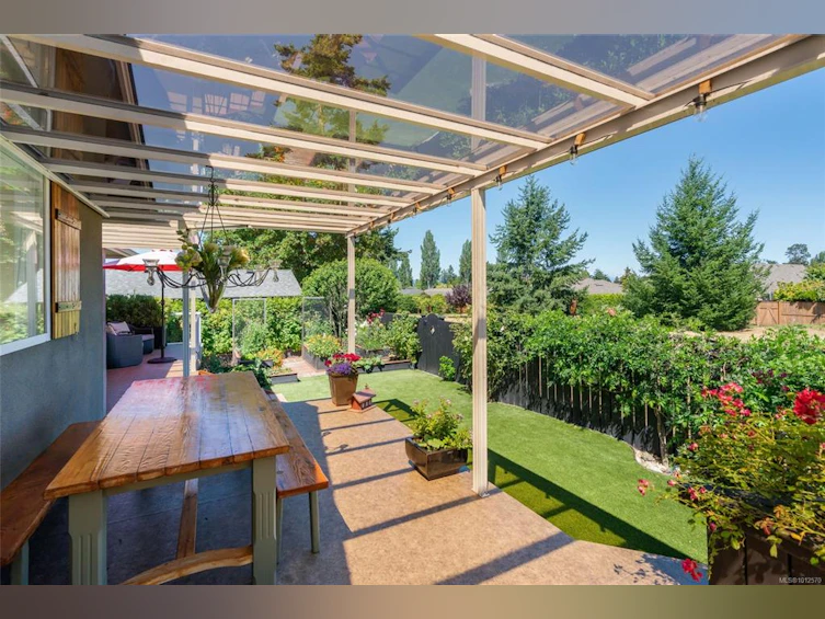 500 Muirfield Close, Qualicum Beach, BC, V9K 2J9 - 27