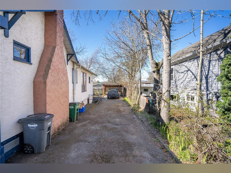 3228 Seaton Street, Saanich, BC, V8Z 3V7 - 37