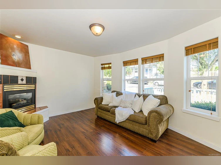 655 Sumas Street, Victoria, BC, V8T 5L1 - 4