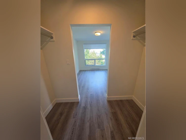 201-119 Haliburton Street, Nanaimo, BC, V9R 4V9 - 7